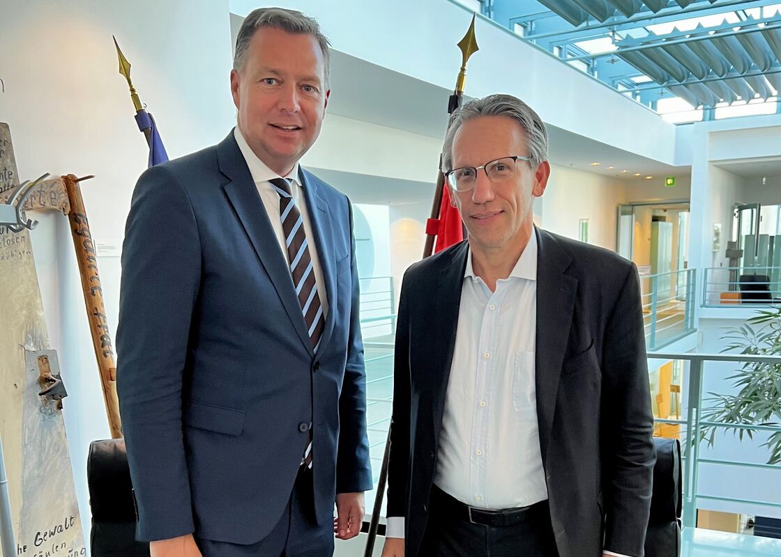 Stephan Mayer, MdB trifft Staatssekret&auml;r Dr. J&ouml;rg Kukies zum Erhalt des Standorts der Dyneon GmbH in Gendorf